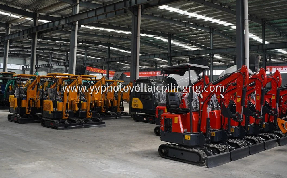 Crawler Hydraulic Farm Garden Diesel Mini Excavator Cheap Factory Price For Sale 7 Png